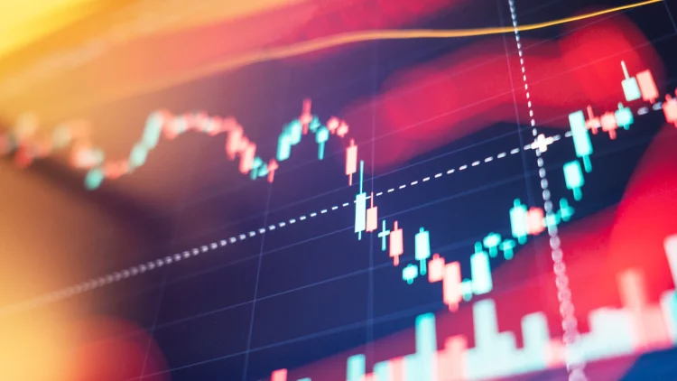 How Will Interest Rate Cuts Shape the Stock Market in 2025? Expert Insights Inside
