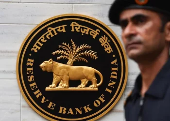 Which Emerging Markets Are Defying the Global Slowdown—And How to Invest?