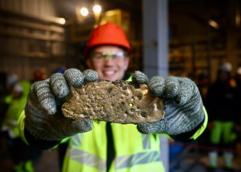 Is the ‘Space Gold Rush’ Creating New Blue-Chip Candidates