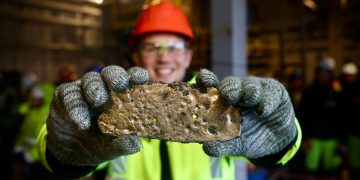 Is the ‘Space Gold Rush’ Creating New Blue-Chip Candidates