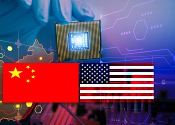 Why Are Semiconductor Stocks Diverging From AI Hardware Players in 2025?