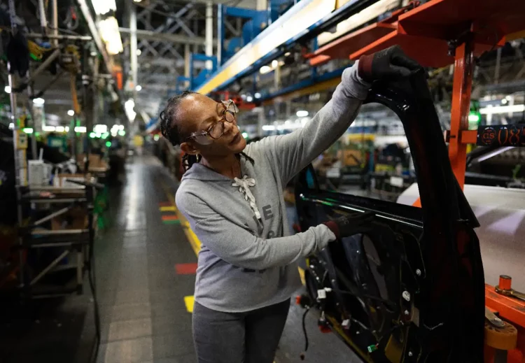 Is the ‘Chindia’ Economic Decoupling Accelerating in 2025?