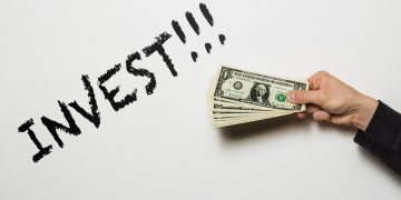 The Battle of Bulls vs. Bears Intensifies! Which Key Levels Will Ignite the “Gamma Squeeze” Chain Reaction Tomorrow?