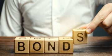 The Eye of the Quarterly Rebalancing Storm: What “Cross-Market Sniping Points” Are Being Embedded in Global Asset Rotation?